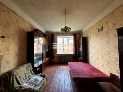 Apartment. Kharkov, Malozhankoyska St.