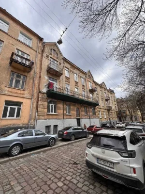 Продаж 1-кім квартири по вул.Старицького,4  Франківський рай