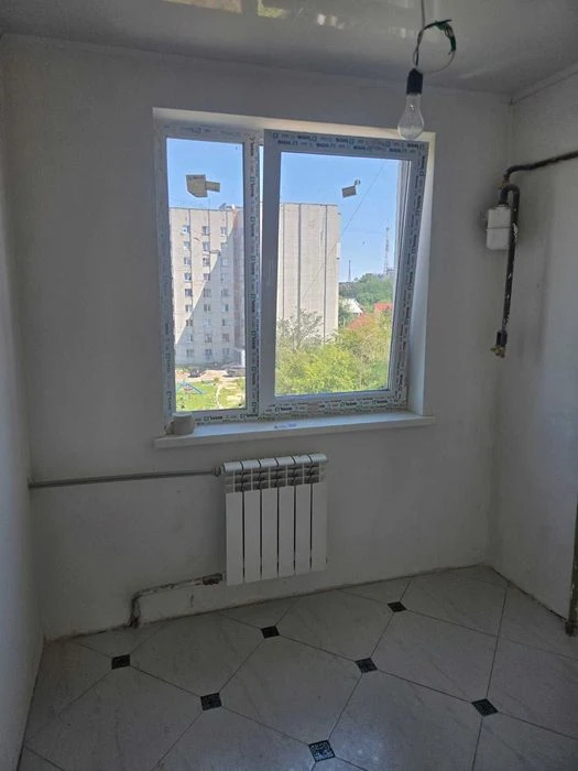Продаж 2 кімнатної квартири вул. Яворницького