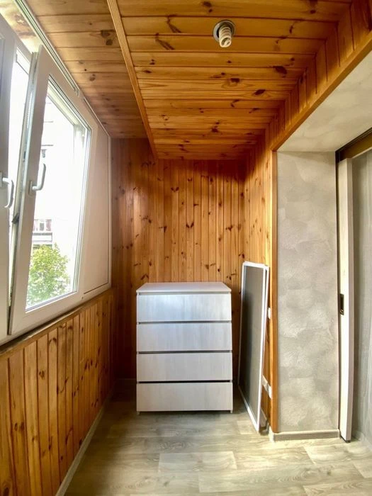 Продам 3-к квартиру Приднепровск