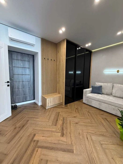 For sale, designer one-room apartment, city center!