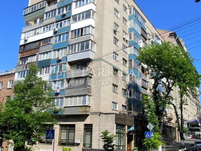 Квартира. Київ, Олександра Кониського вул.