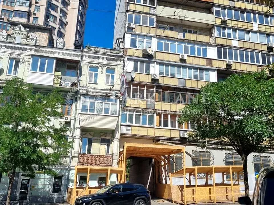 Квартира. Київ, Олександра Кониського вул.