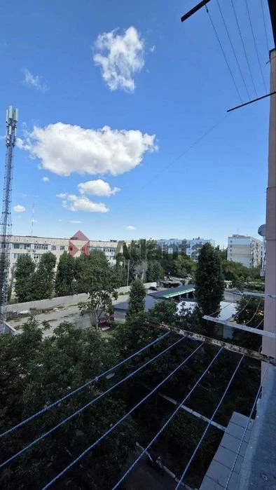 Продажа: Однокомнатная квартира на ул. Левитана, Киевский район