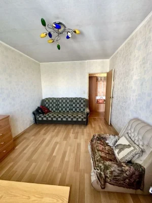 Selling apartment 3 on Studencheskaya and Akademika Pavlova. Certified.