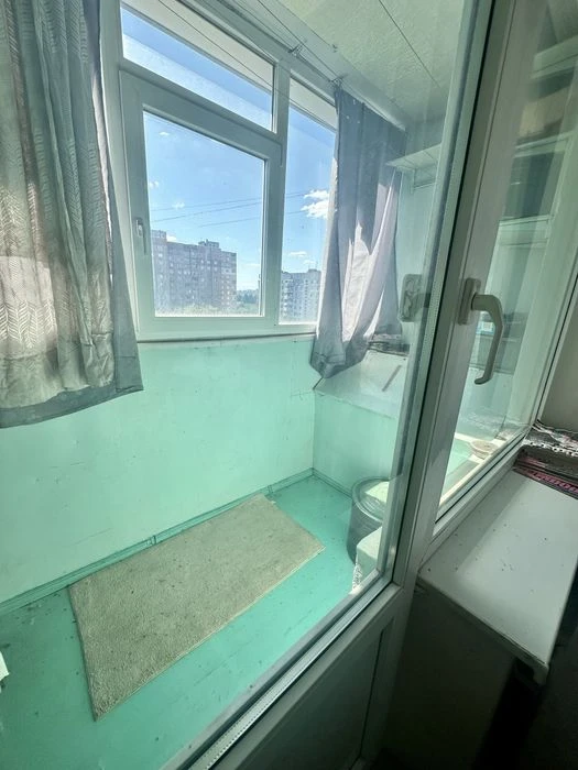 Selling apartment 3 on Studencheskaya and Akademika Pavlova. Certified.