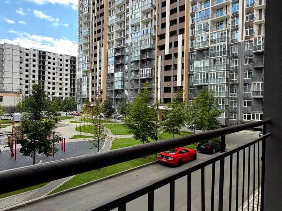 Квартира. Київ, Академіка Заболотного вул.