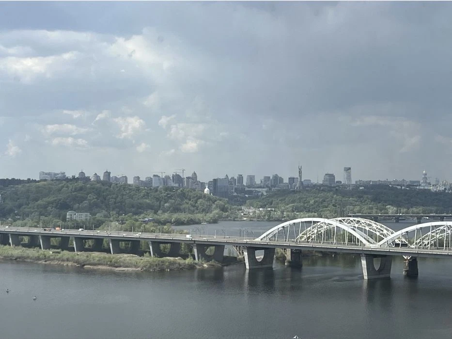 Продаж Видової  на Дніпро двохкімнатної 72 м2 ЖК Грейт Дарни