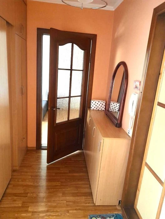 Продаж 2 к.квартири. Лівобережний 3, Донецьке шосе, пр.Мира.