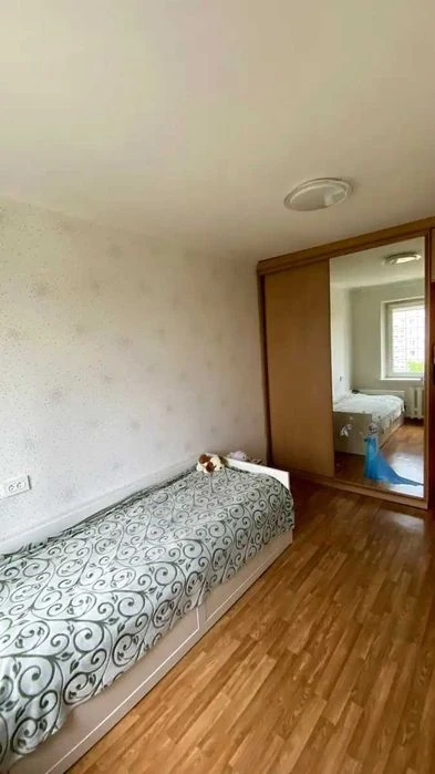 Продаж 2 к.квартири. Лівобережний 3, Донецьке шосе, пр.Мира.