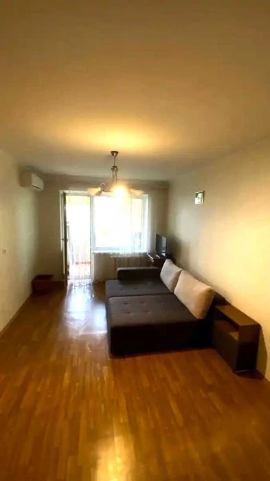 Продаж 2 к.квартири. Лівобережний 3, Донецьке шосе, пр.Мира.