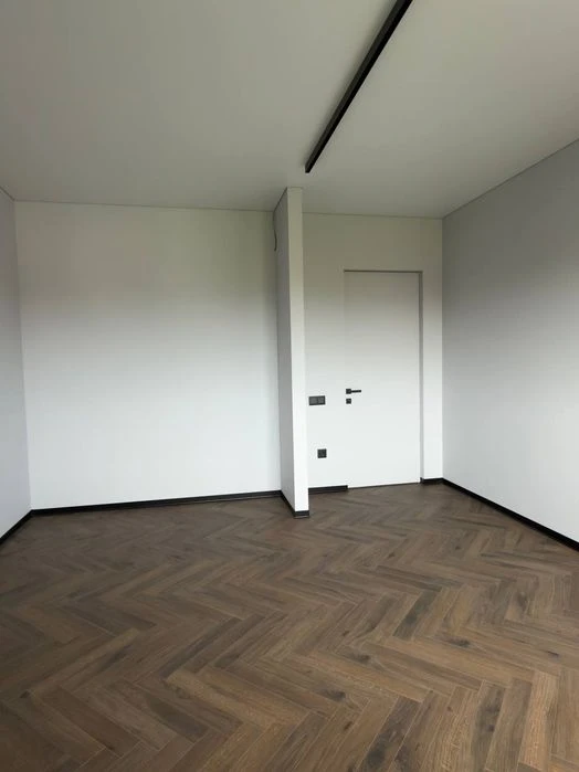 Продаж 2-рівневої квартири з дизайнерським ремонтом
