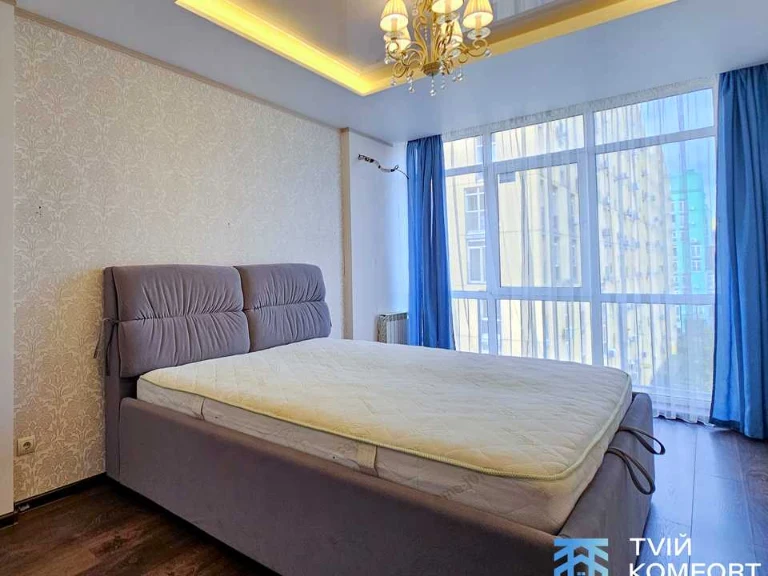 Квартира. Київ, Регенераторна вул., 4 к