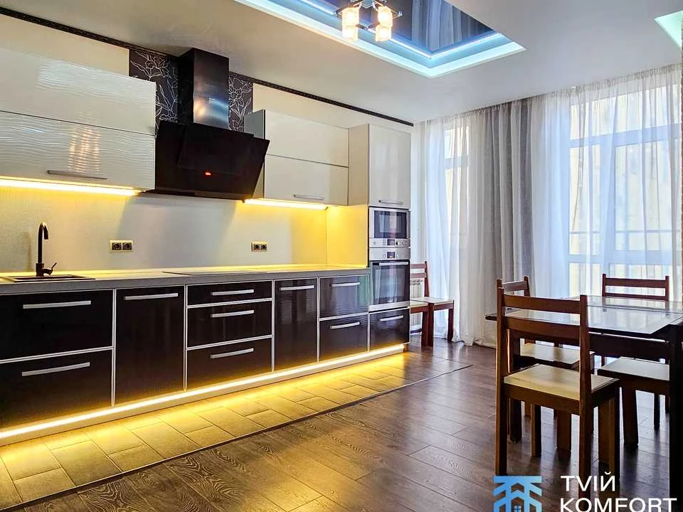 Квартира. Київ, Регенераторна вул., 4 к