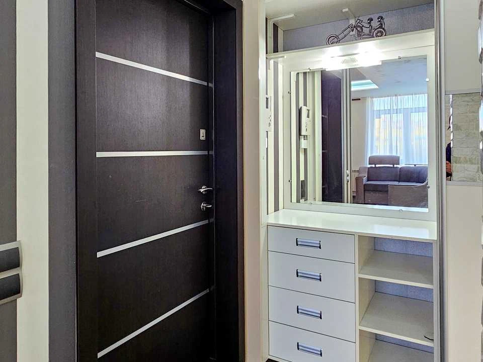 Квартира. Київ, Регенераторна вул., 4 к