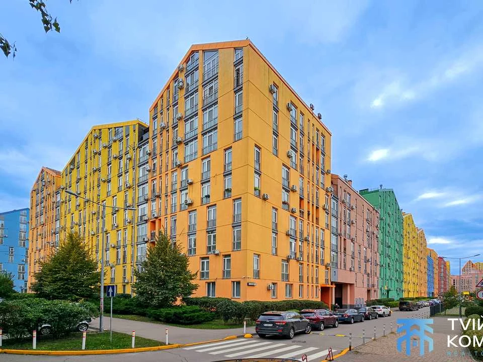 Квартира. Київ, Регенераторна вул., 4 к