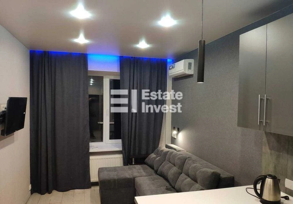 I will sell a 1-room apartment on Vesela St., 24, Vorobyovy Gory Residential Complex