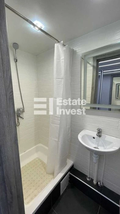 I will sell a 1-room apartment on Vesela St., 24, Vorobyovy Gory Residential Complex