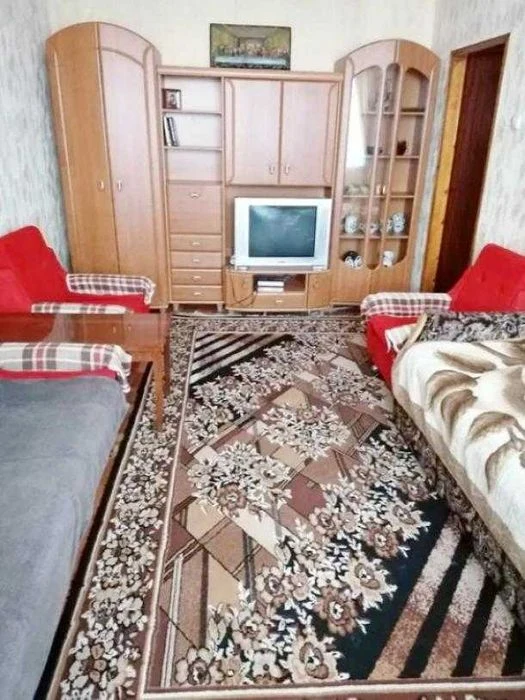 Продам 2к Индустриальный Зубарева