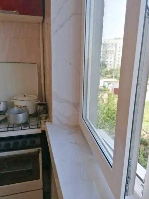 Продам 2к Индустриальный Зубарева