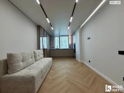 Продаж Квартира Набережна