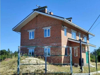 Будинок. Черкаси, Західний