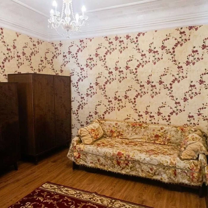Продается 3-комнатная квартира в историческом центре Одессы