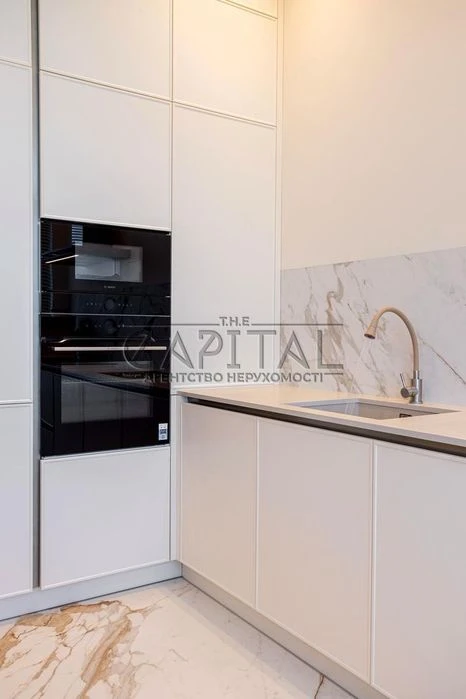 Продаж з ремонтом 52 Перлина 75м2 2 кімнати простора світла
