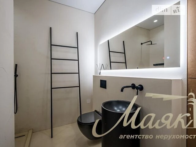 Sale of 2-room apartment 98 sq. m. on Predslavynska Street 42A • ID