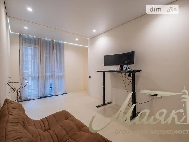 Sale of 2-room apartment 98 sq. m. on Predslavynska Street 42A • ID