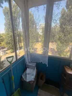We offer for sale a 2-room apartment in Desnyanskyi rai