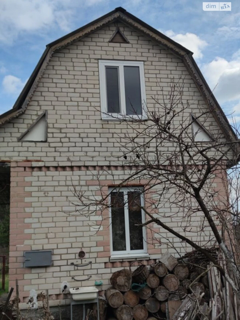 Продаж Дім
