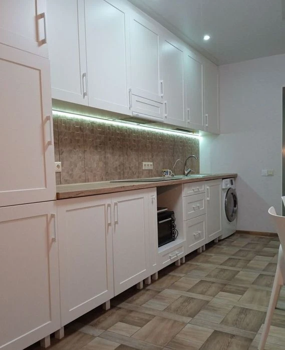 продам 2 к.кв в новострое