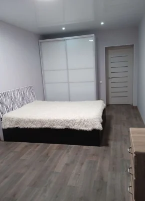 продам 2 к.кв в новострое