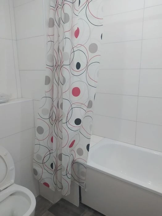 продам 2 к.кв в новострое