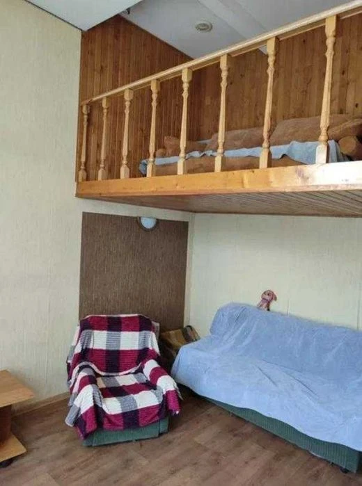 1 комн. кв-ра гостиного типа в центре Харькова по улице Фран