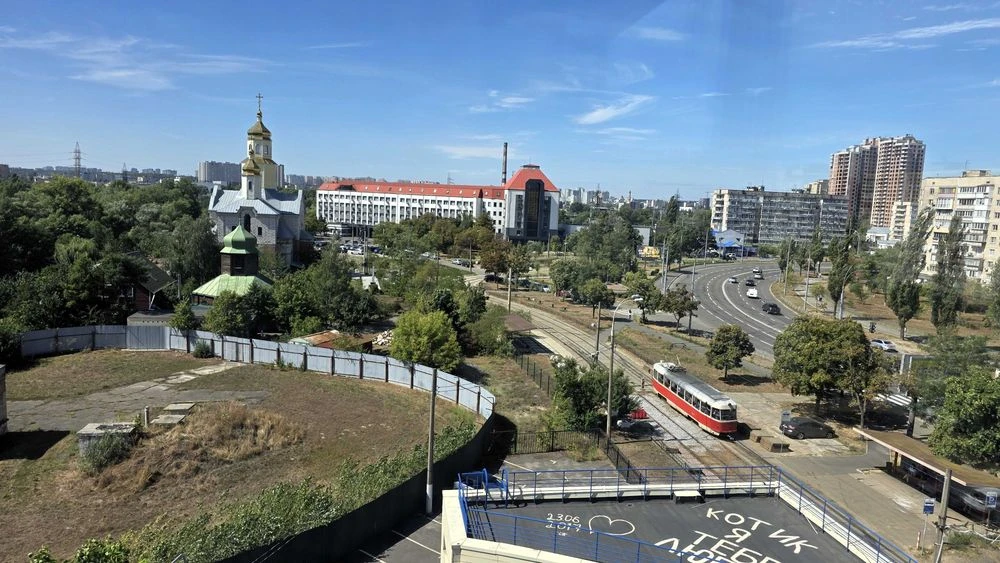 Продаж 2 кімн. квартири 78 м² | вул. Героїв полку Азов 8 | О