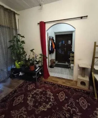 Продам 3-поверховий будинок 280 м² з ремонтом на 13 сотках|