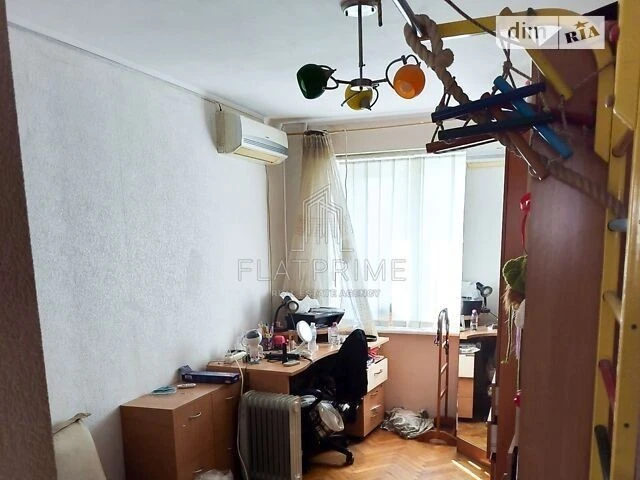 Sale of 3-room apartment 70 sq. m. on Borshchagovska street 173/187 • I