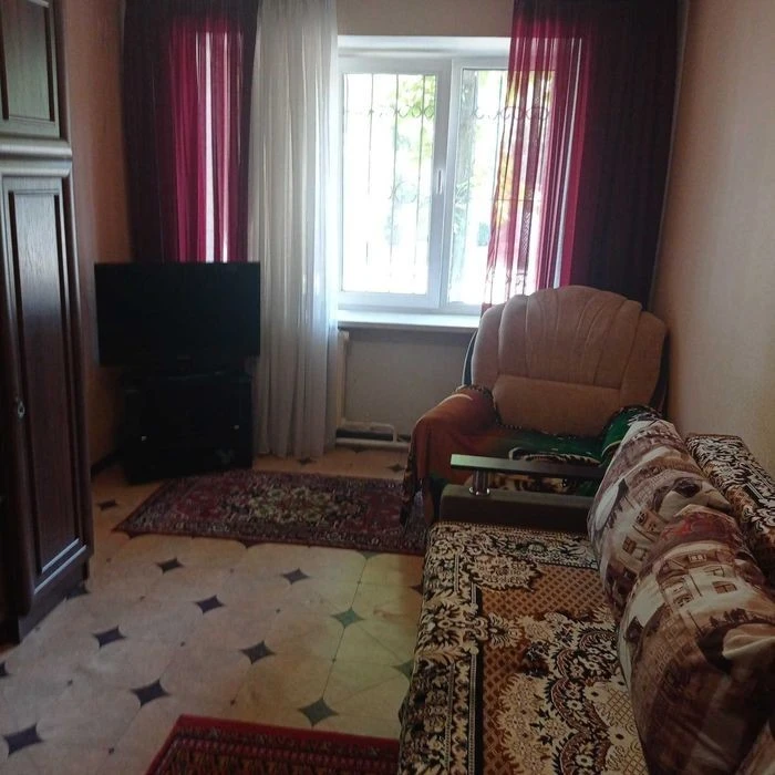 Здам квартиру малосімейка Празька, 1 дівчині, Чернігівська