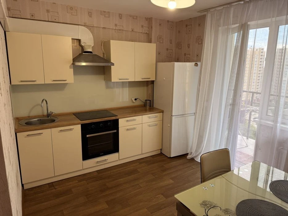 Оренда 2 кімнатноі квартири Максимовича, м. Васильківська, Г