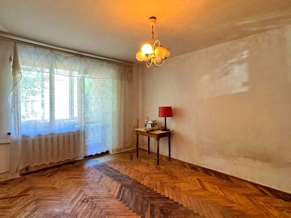 Квартира. Львів, Тиверська вул.