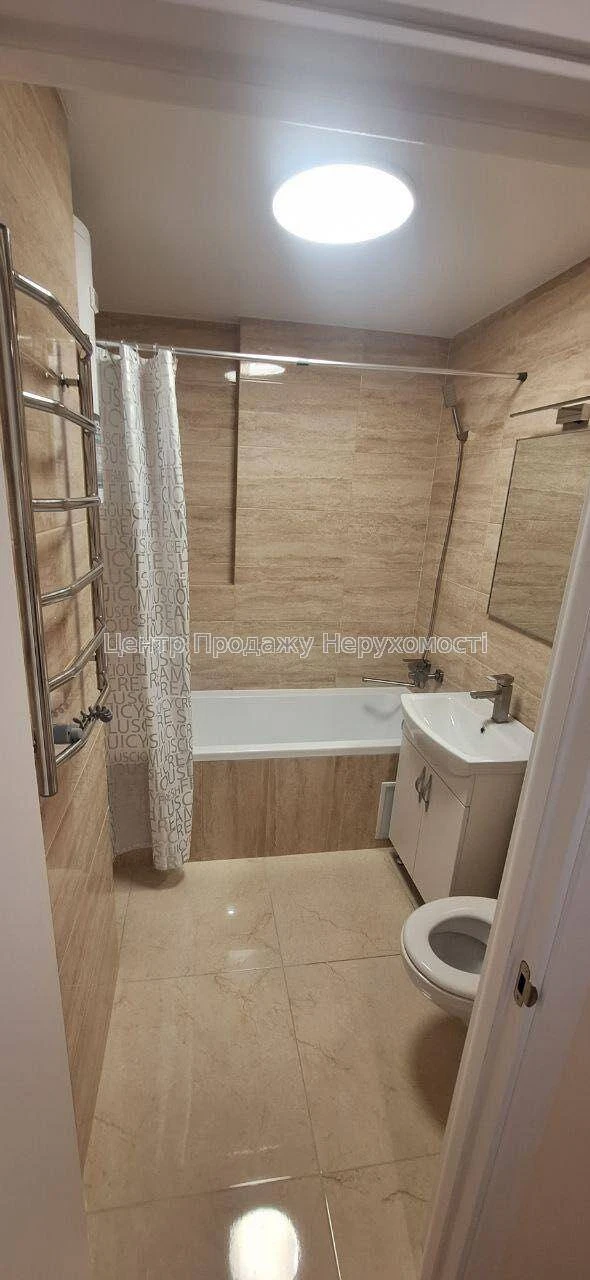 Продаж квартири в ЖК 4U, 1 кімн, 8/27 поверх, 37. 50 м², Киї