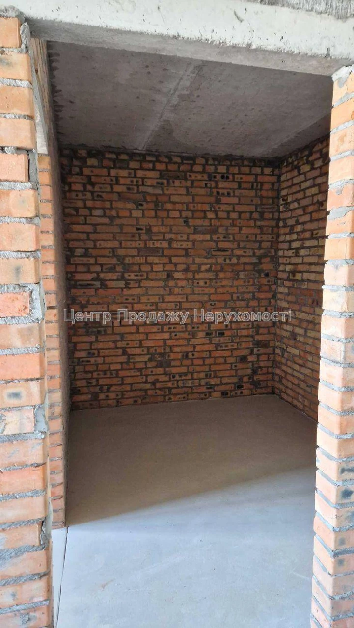 Продаж 2-кімн. квартири 73, 19 м² на 17 поверсі ЖК Rusaniv R