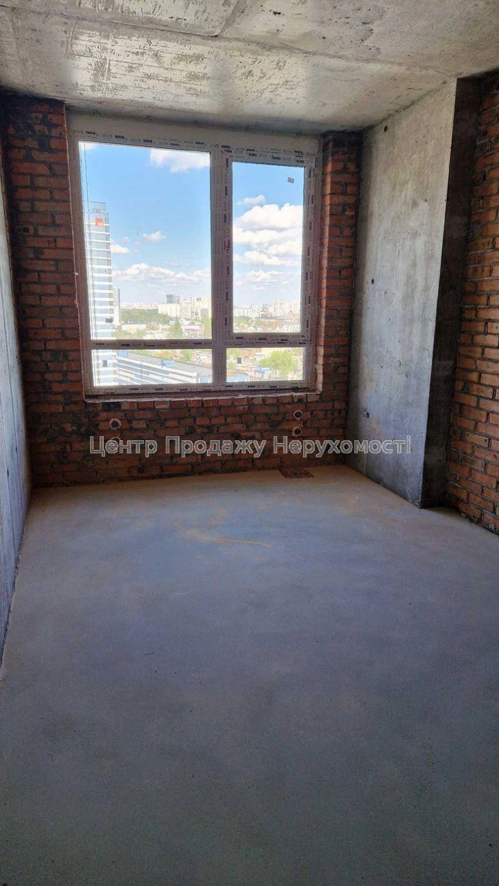 Продаж 2-кімн. квартири 73, 19 м² на 17 поверсі ЖК Rusaniv R