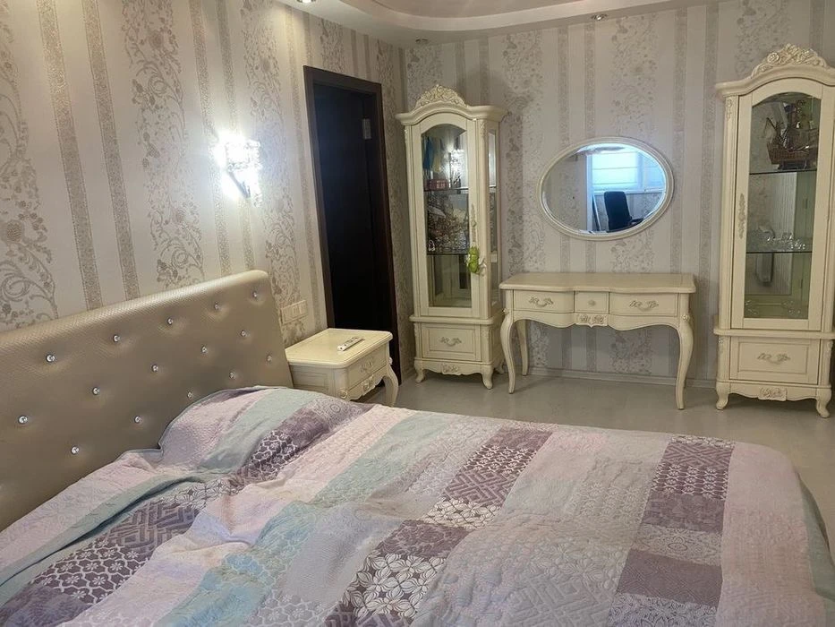 Продам квартиру пр. Поля низ Центральный район  Леси Украинк