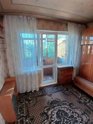 Продаж 3-кімнатної квартири 59 м², Верховної Ради бул., 19a