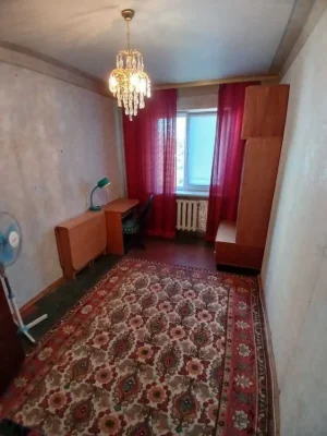 Продаж 3-кімнатної квартири 59 м², Верховної Ради бул., 19a