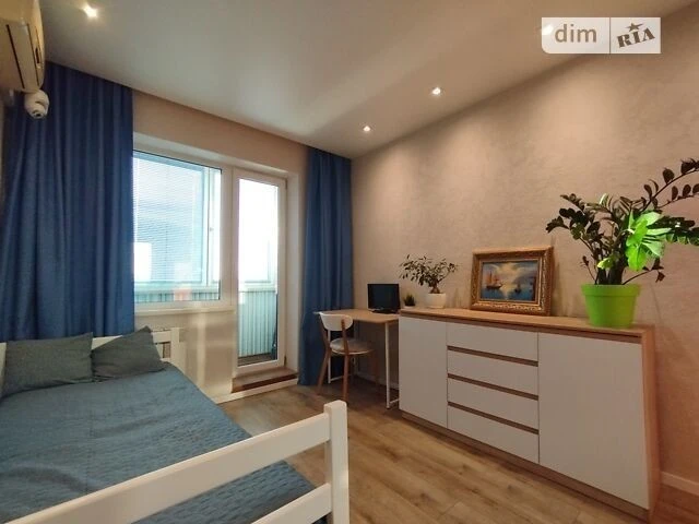 Sale of 2-room apartment 55.8 sq. m. on Ostafiya Dashkevycha 4 st. •