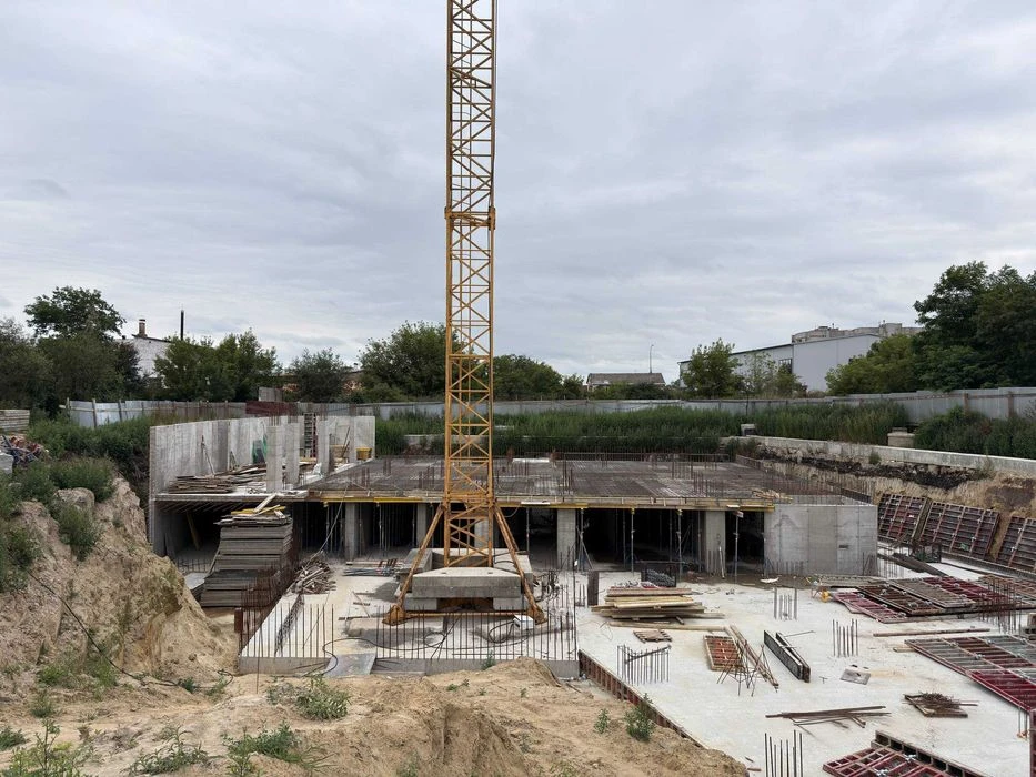 Продаж 2-кімнатної квартири · ЖК «Кленовий Двір» · вул. Брюх